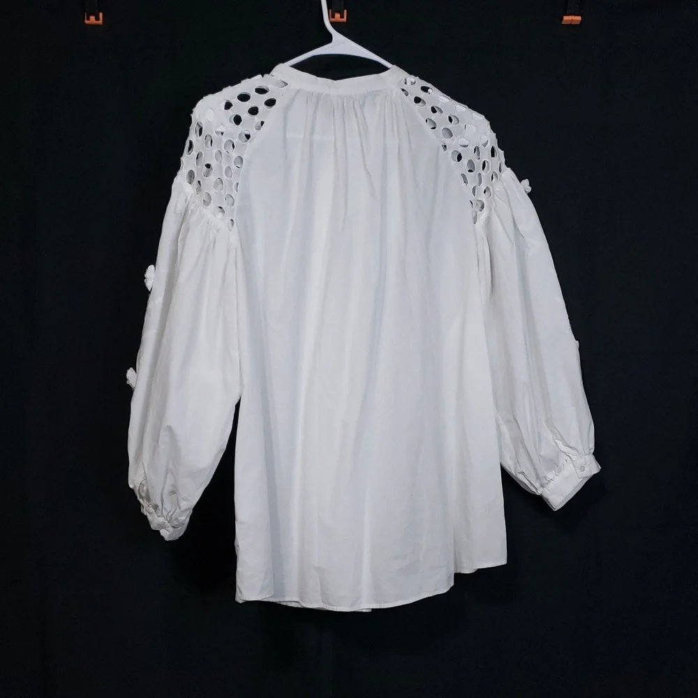 Zara Embroidered Cotton Button Up Blouse With Puff Sleeves. Size: Medium